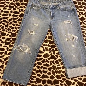 American Eagle Capri, size 14, mid rise 9”, inseam 24” (unrolled)